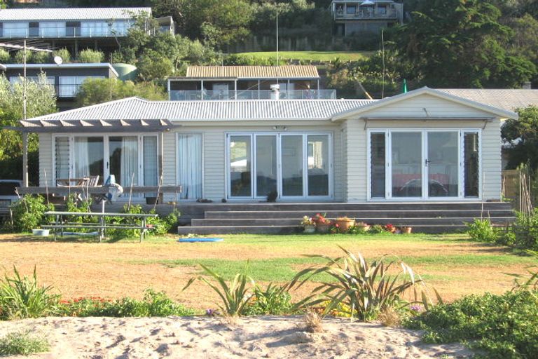 Photo of property in 125 The Strand, Onetangi, Waiheke Island, 1081