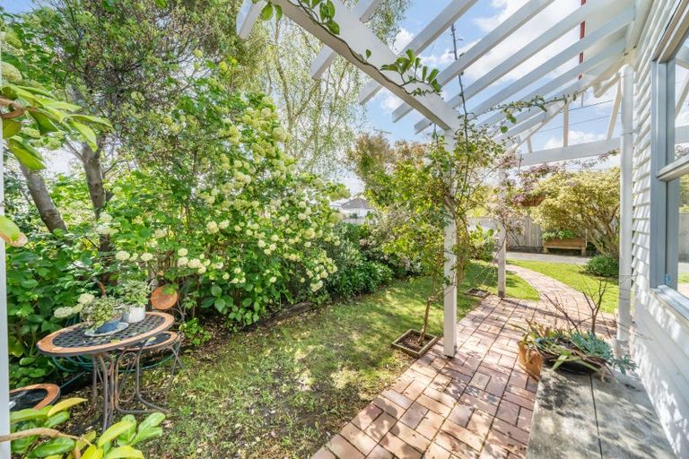 Photo of property in 23 Charleston Avenue, Boulcott, Lower Hutt, 5011