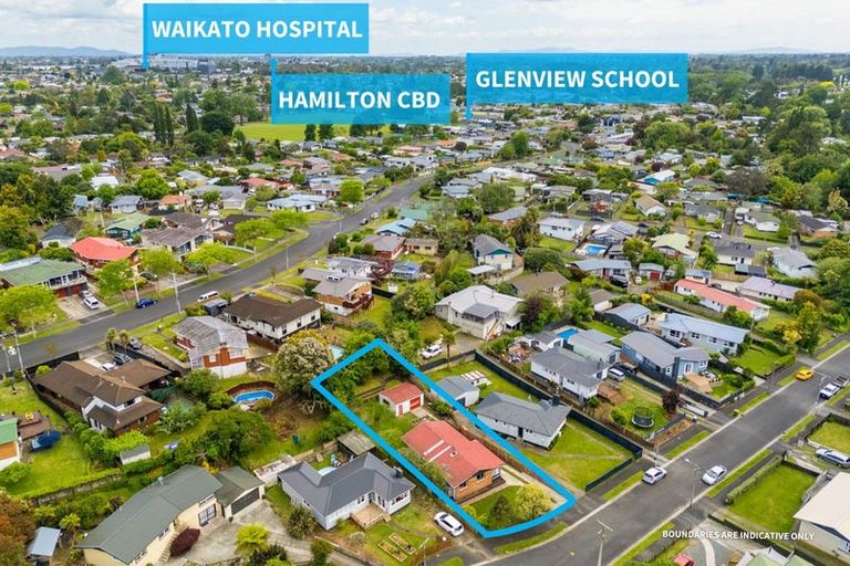 Photo of property in 22 Manapouri Place, Glenview, Hamilton, 3206