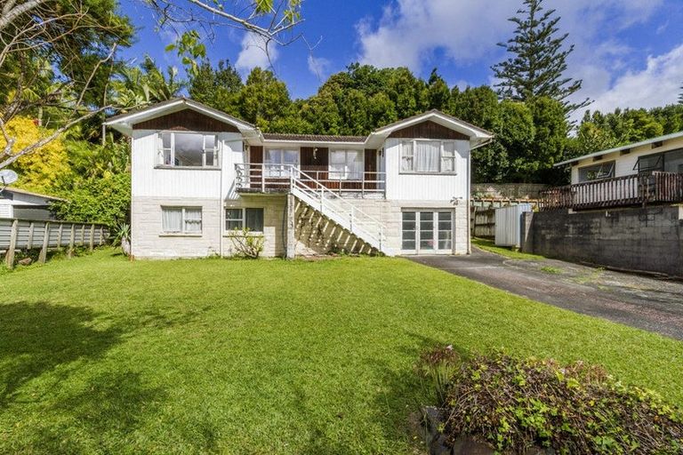 Photo of property in 26 Awaruku Road, Torbay, Auckland, 0630