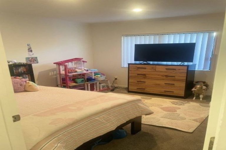 Photo of property in 19 Limerick Place, Dannemora, Auckland, 2016