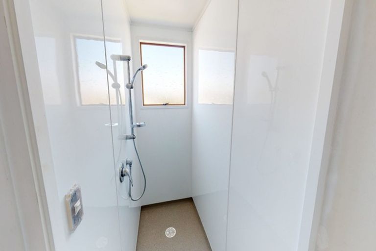 Photo of property in 8 Essex Place, Springvale, Whanganui, 4501