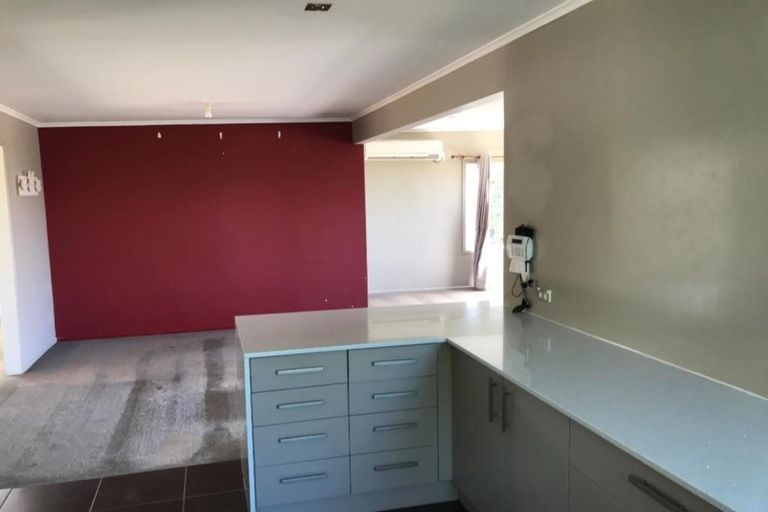 Photo of property in 19 Wakeman Road, Acacia Bay, Taupo, 3330