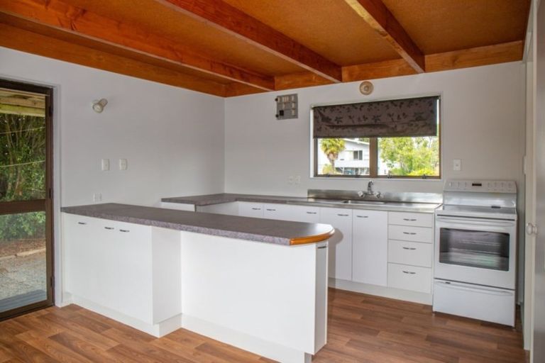 Photo of property in 103 Alcoba Street, Te Kamo, Whangarei, 0112