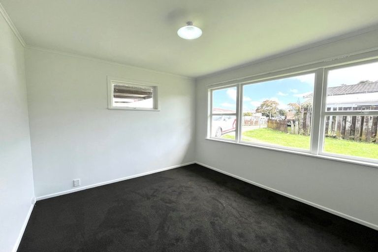 Photo of property in 26 Ronald Place, Manurewa, Auckland, 2102