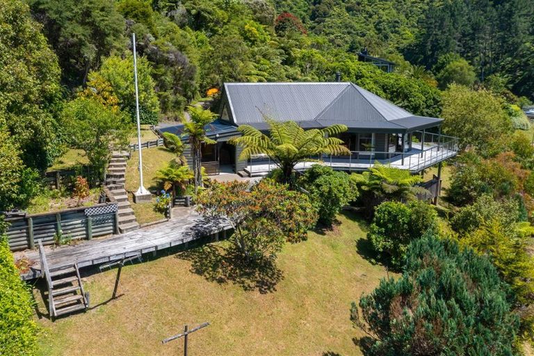 Photo of property in 1 Oliver Place, Anakiwa, Linkwater, 7281