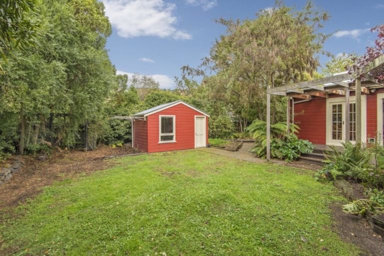Photo of property in 21 Bay View Road, Moncks Bay, Christchurch, 8081