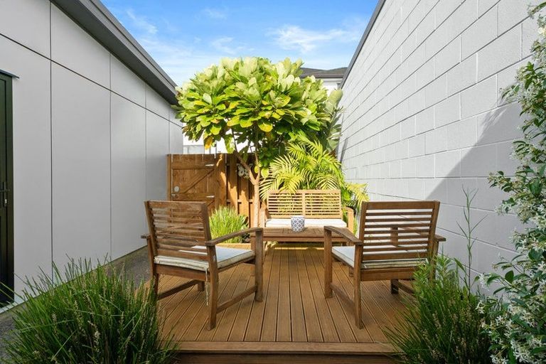 Photo of property in 3 Tarapuke Lane, Papakura, 2110