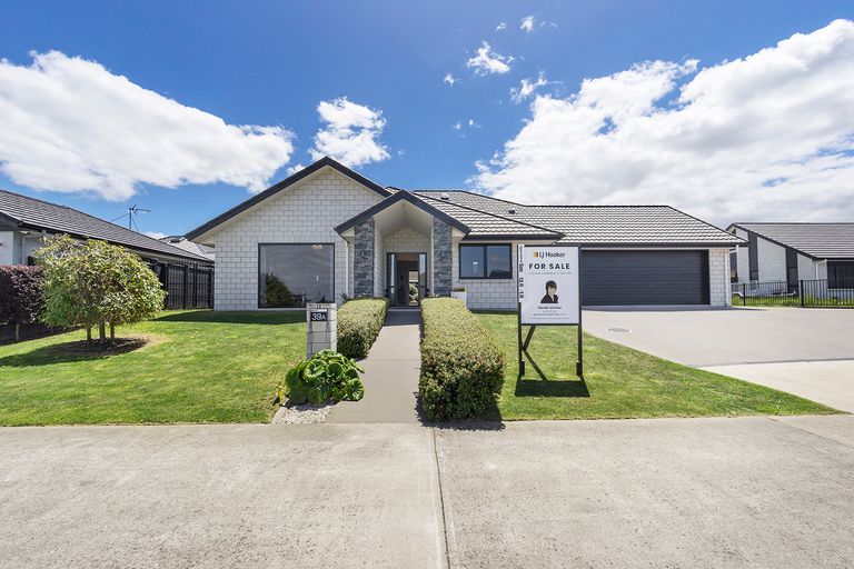 Photo of property in 39a Norfolk Drive, Cambridge, 3434