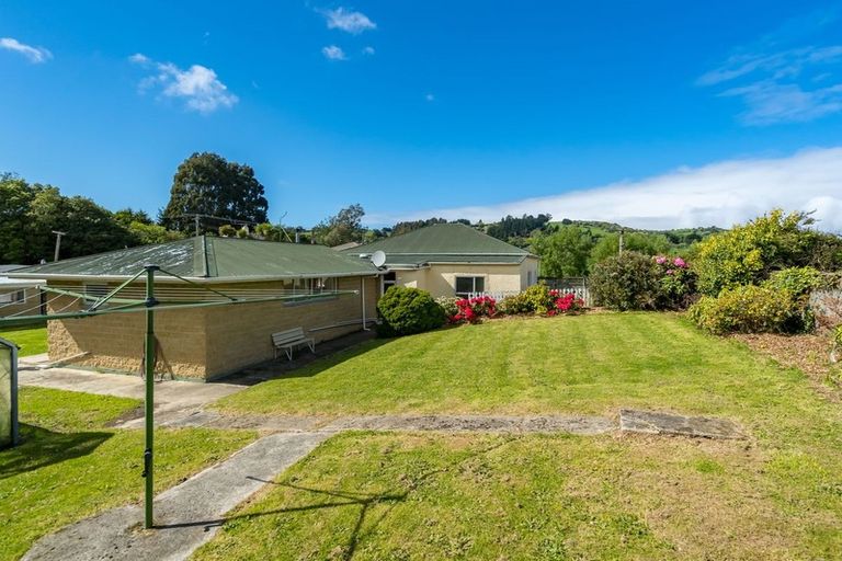 Photo of property in 14 Neill Street, Green Island, Dunedin, 9018