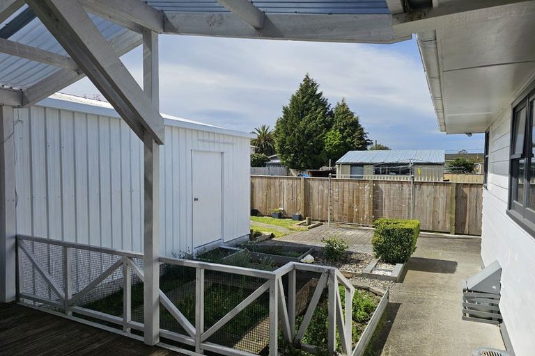 Photo of property in 2 Wavell Crescent, Lansdowne, Masterton, 5810