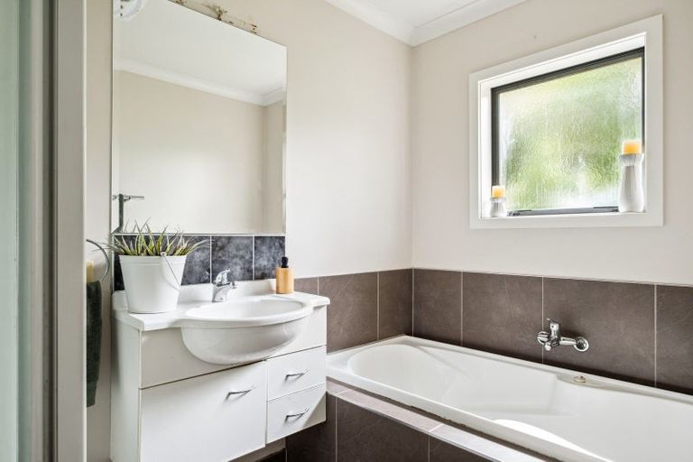 Photo of property in 110a De Lautour Road, Inner Kaiti, Gisborne, 4010