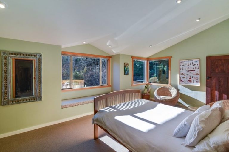 Photo of property in 11 Rapley Close, Arrow Junction, Queenstown, 9371