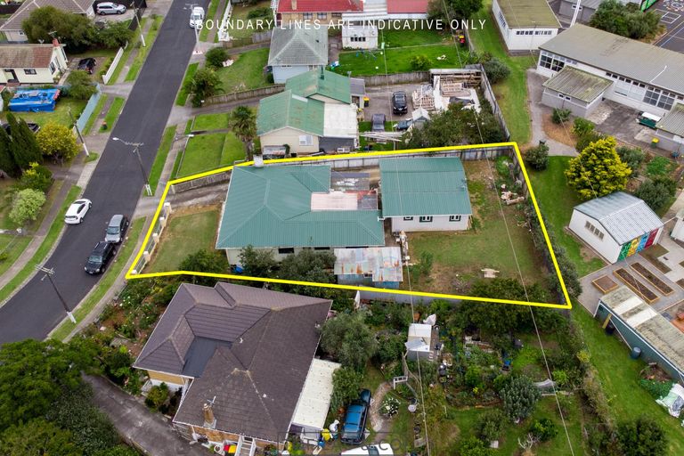 Photo of property in 92 Fisher Crescent, Otara, Auckland, 2023