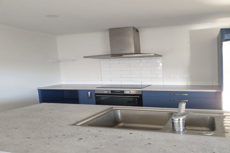 Photo of property in 22b Roberts Line, Kelvin Grove, Palmerston North, 4414