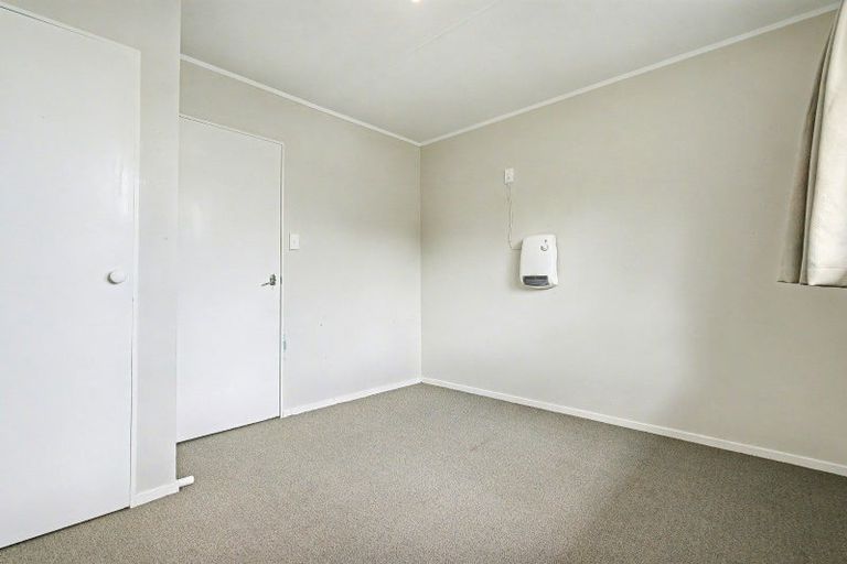 Photo of property in 5 Cresta Place, Onerahi, Whangarei, 0110