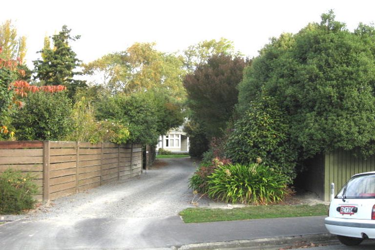 Photo of property in 27 Montana Avenue, Ilam, Christchurch, 8041