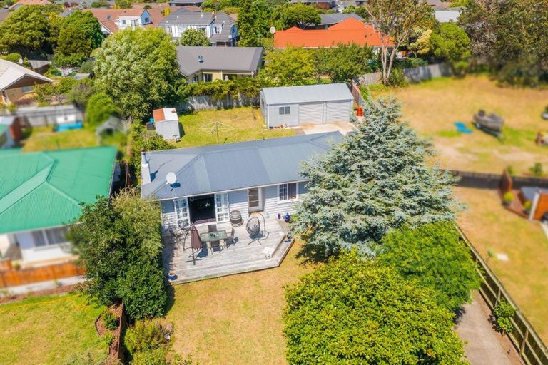 Photo of property in 70 Michael Road, Paraparaumu Beach, Paraparaumu, 5032