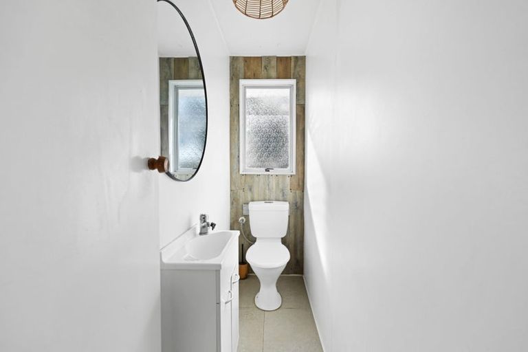 Photo of property in 392 Kahikatea Drive, Dinsdale, Hamilton, 3204