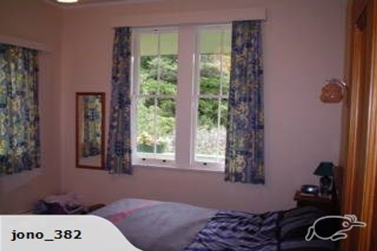 Photo of property in 143 Wadestown Road, Wadestown, Wellington, 6012