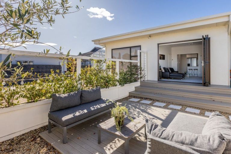 Photo of property in 500 Fenwick Street, Mayfair, Hastings, 4122