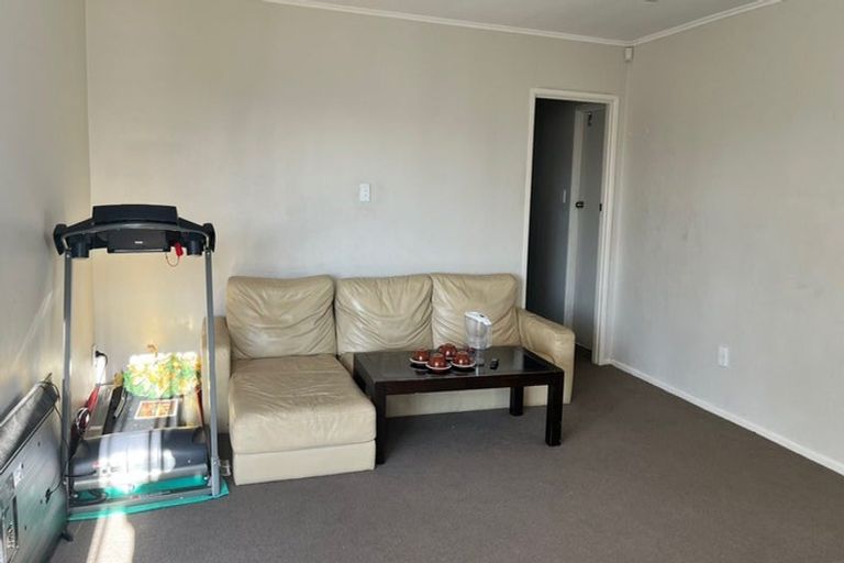 Photo of property in 43 Sandbrook Avenue, Otara, Auckland, 2023