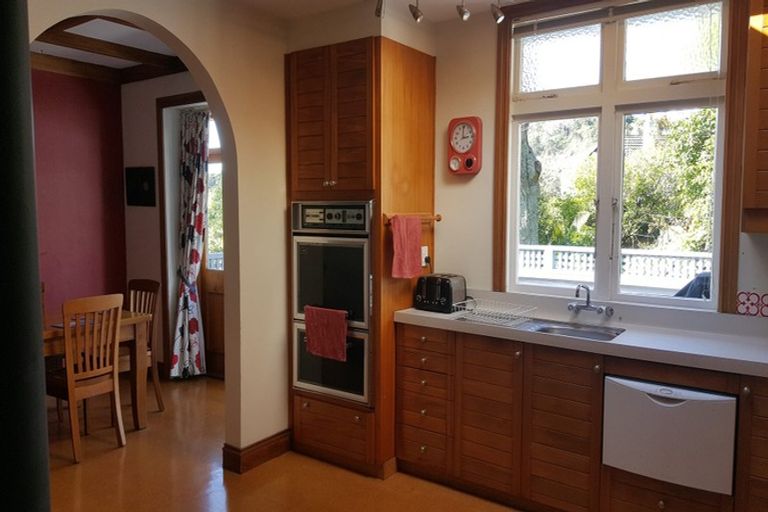 Photo of property in 41 Cleveland Terrace, Nelson, 7010