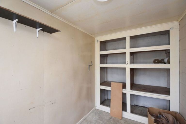 Photo of property in 12 Great North Road, Winton, 9720