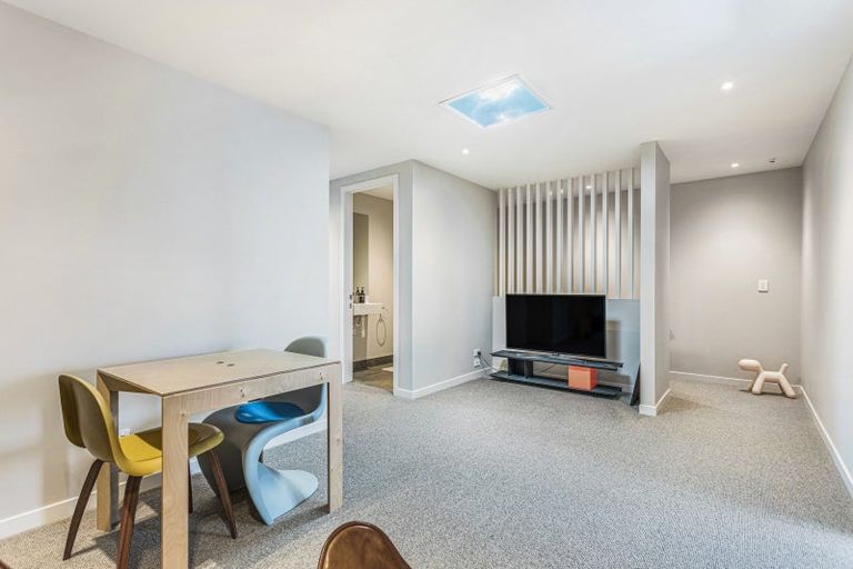 Photo of property in 98 Buckley Avenue, Hobsonville, Auckland, 0616