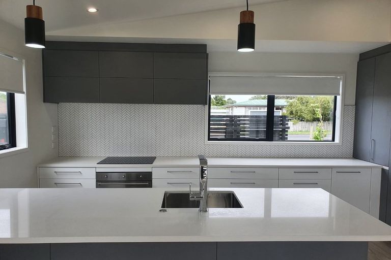 Photo of property in 211 Victoria Street West, Pukekohe, 2120