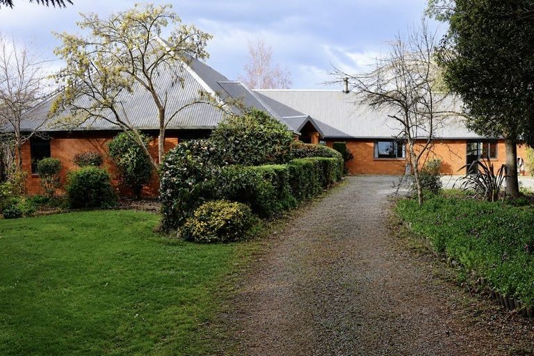 Photo of property in 90 Spur Road, Hadlow, Timaru, 7975
