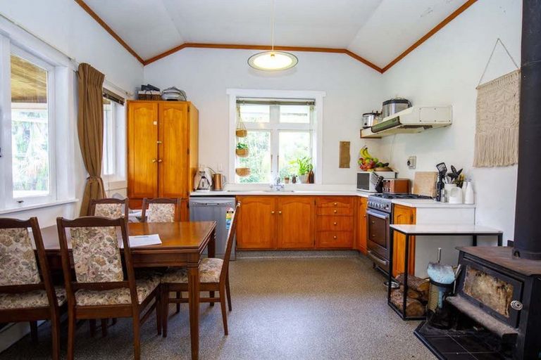 Photo of property in 56 Kaponga Street, Mamaku, 3020