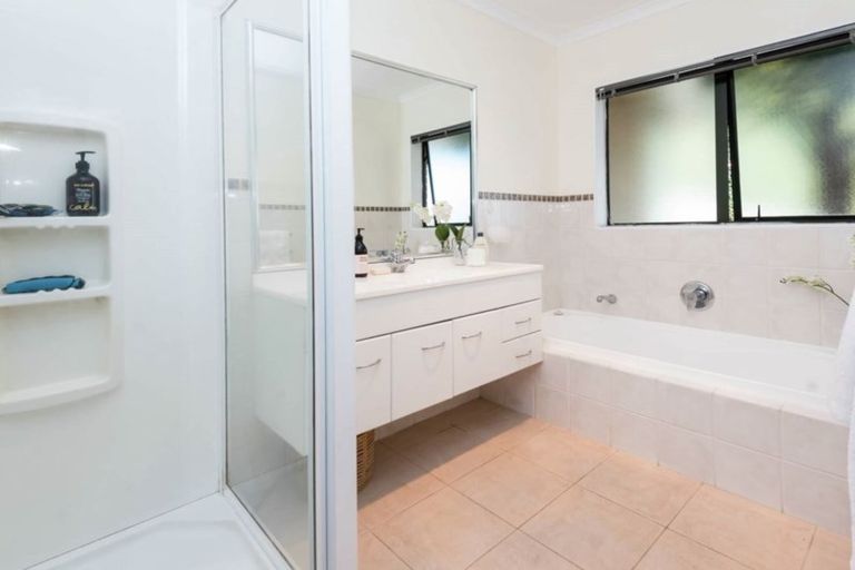 Photo of property in 1 Luana Way, Bucklands Beach, Auckland, 2014