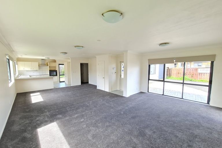 Photo of property in 1/36 Metcalfe Road, Ranui, Auckland, 0612