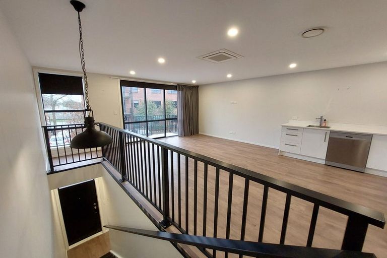 Photo of property in 12 Village Quarter Lane, Frankton, Hamilton, 3204