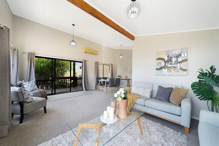 Photo of property in 61 Anich Road, Massey, Auckland, 0614