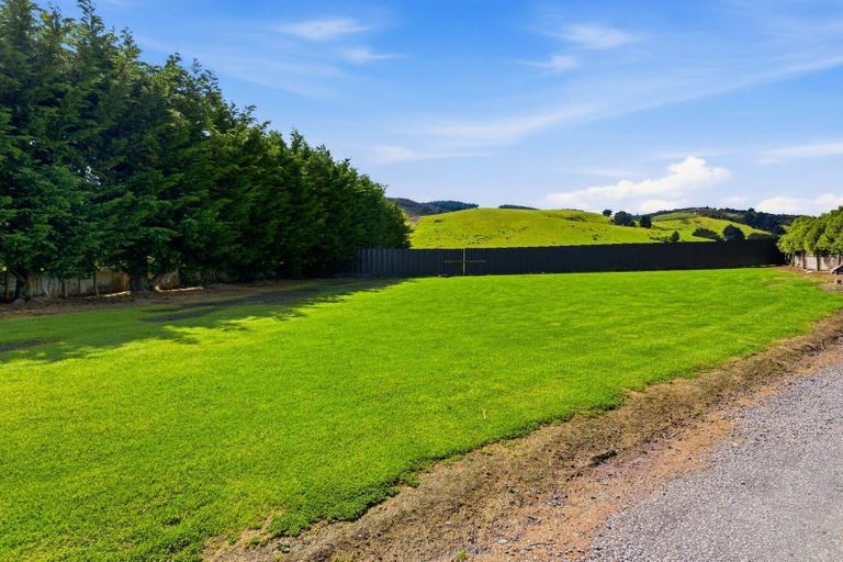 Photo of property in 86 Titri Road, Titri, Mosgiel, 9073