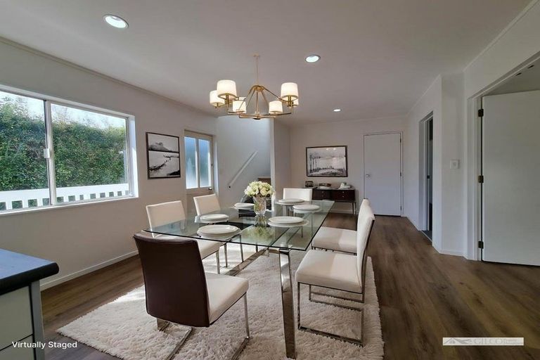 Photo of property in 2/74 College Road, Northcote, Auckland, 0627