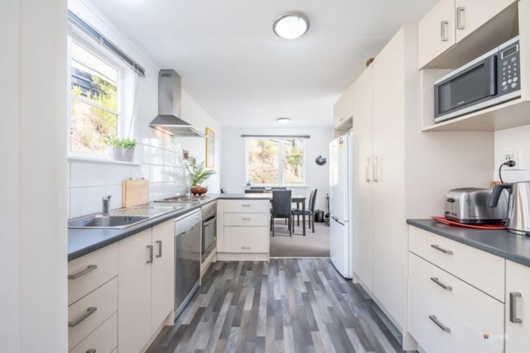 Photo of property in 16 John Street, Stokes Valley, Lower Hutt, 5019