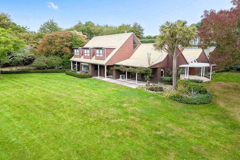 Photo of property in 962 State Highway 1 South, Manakau, Levin, 5573