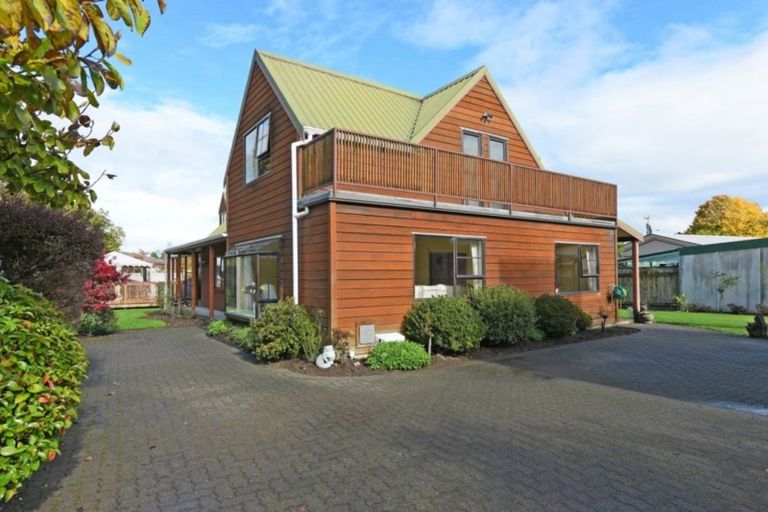 Photo of property in 19 Baltimore Crescent, Totara Park, Upper Hutt, 5018