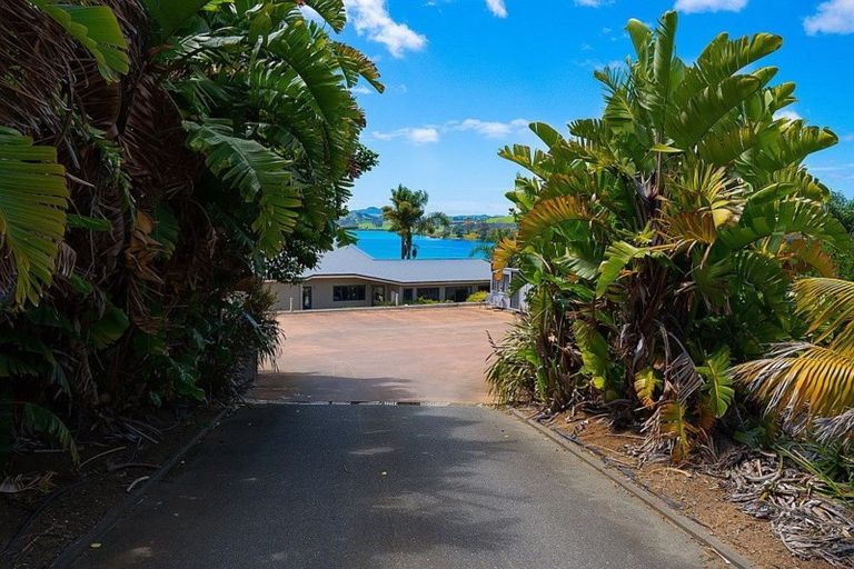 Photo of property in 10 Waterfront Drive, Mangonui, 0420