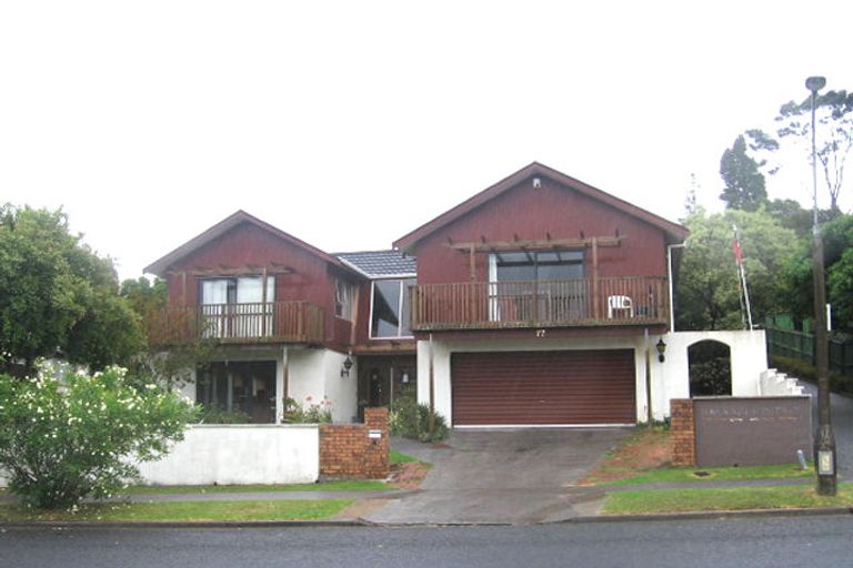 Photo of property in 77 Chelsea View Drive, Chatswood, Auckland, 0626