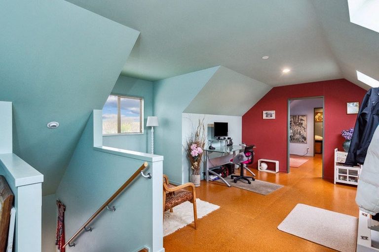 Photo of property in 94 Kapanui Road, Waikanae, 5036