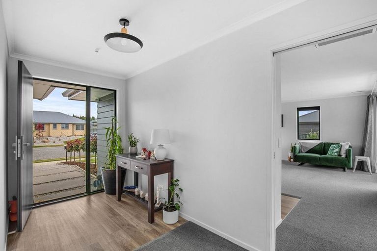 Photo of property in 19 Henderson Drive, Alexandra, 9320