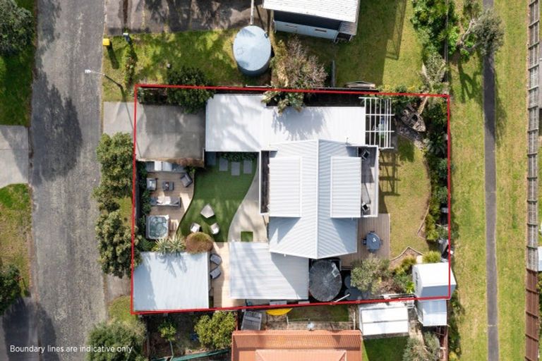 Photo of property in 12 Shamrock Crest, Omaha, 0986