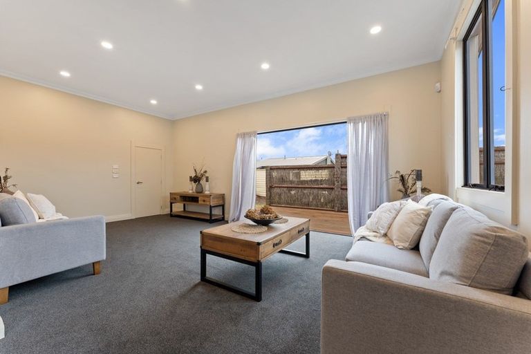 Photo of property in 91 Manawapou Road, Hawera, 4610