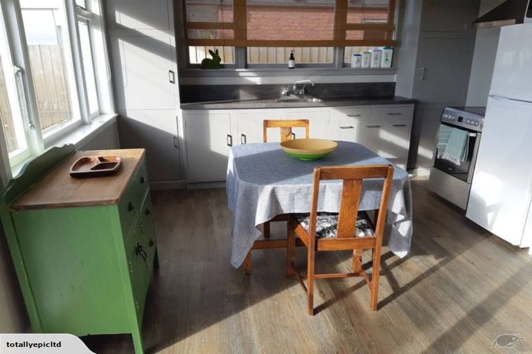 Photo of property in 521 Marine Parade, South New Brighton, Christchurch, 8062