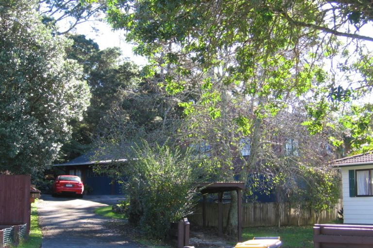 Photo of property in 27 Coey Place, Glen Eden, Auckland, 0602