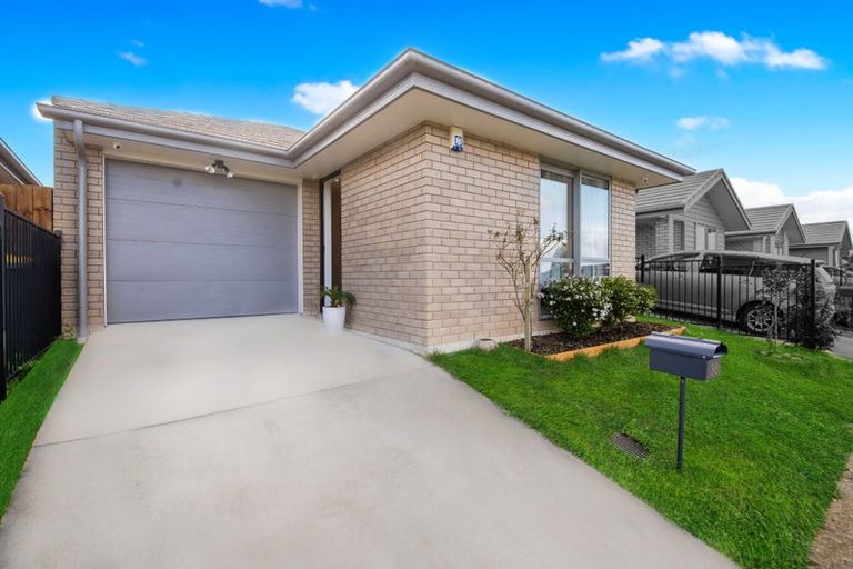 Photo of property in 38 Koropupu Street, Pukekohe, 2120